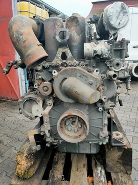 Двигатель Liebherr D934 S A6 мощностью 115 кВт.