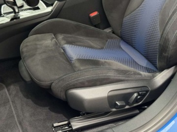 BMW Seria 1 F40 Hatchback M 2.0 M135i 306KM 2022 BMW Seria 1 M135i xDrive Pakiet M Performance Panorama Ambiente FV23, zdjęcie 2