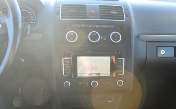 Volkswagen Touran II 1.6 TDI 105KM 2015 Volkswagen Touran 1.6 Diesel 104KM, zdjęcie 15