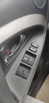 Toyota RAV4 III MPV Facelifting 2.0 Valvematic 158KM 2011 Toyota RAV4 2.0 benz ,bezwypadek ,4x4 ,morski metalik 2.0 Benzyna 158KM, zdjęcie 17