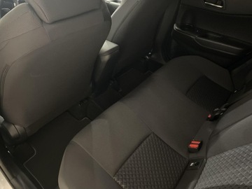 Toyota C-HR I Crossover Facelifting 1.8 Hybrid 122KM 2022 Toyota C-HR 1.8 Hybrid GPF Comfort Toyota C-HR 1.8, zdjęcie 10