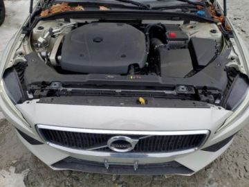 Volvo S60 III Sedan 2.0 T5 250KM 2020 Volvo S60 2020 VOLVO S60 T5 MOMENTUM 2.0 Benzyna 250KM, zdjęcie 11