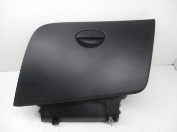 Leon 2 09-12 schowek pasażera