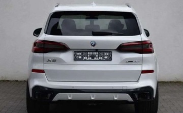 BMW X5 G05 2023 BMW X5 BMW X5 45e XDrive, Skretna tylna os, Reflektory laserowe 3.0 394KM, zdjęcie 2