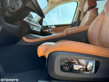 BMW X7 SUV Facelifting 3.0 40i 381KM 2022 BMW X7 xDrive40i, 3.0L 3.0 Benzyna 382KM, zdjęcie 14