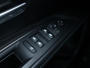 Peugeot 3008 II Crossover 1.2 PureTech 130KM 2020 Peugeot 3008 1.2 PureTech, Salon Polska, zdjęcie 18