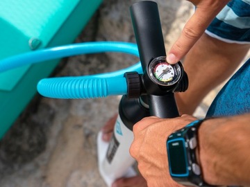 RĘCZNA POMPKA DO KAJAKA DESKI SUP DOUBLE ACTION LITE AQUATONE 27 PSI