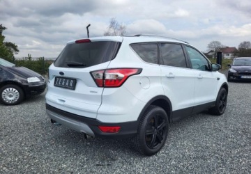 Ford Kuga II SUV Facelifting 1.5 EcoBoost 150KM 2017 Ford Kuga 1,5 150 KM Tytanium Navi PDC Kamera Pano Stan Niemiec 1.5, zdjęcie 3