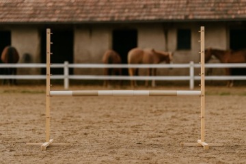 Перешкода для стрибків для Hobby Horse 160 см, h-120 см, колода бежева