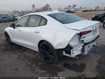 Volvo S60 III 2024 Volvo S60 Recharge Plug-In Hybrid T8 Ultimate Black Edition, 2024r., 4x4,, zdjęcie 3