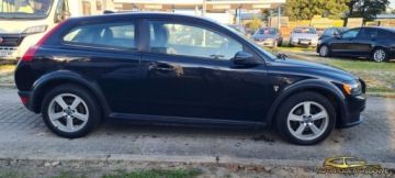 Volvo C30 Hatchback 3d 1.6 D DRIVe 109KM 2008 Volvo C30 1.6D 110KM Zadbany, godny polecenia 1.6 Diesel 110KM, zdjęcie 3
