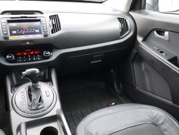 Kia Sportage III SUV 2.0 CRDi 136KM 2012 Kia Sportage 2.0 CRDi, 4X4, Automat, Skóra, Navi, zdjęcie 7