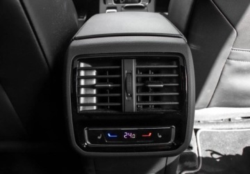 Volkswagen Arteon Fastback Facelifting 2.0 TSI 190KM 2023 Volkswagen Arteon 2.0 Benzyna 190KM, zdjęcie 14