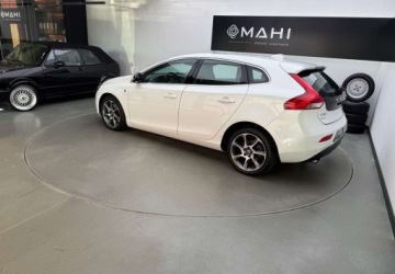 Volvo V40 II Cross Country D3 150KM 2014 Volvo V40 Ocean Race Klima Nawi Alu Zamiana Gwarancja Raty 2.0 Diesel 150KM, zdjęcie 6