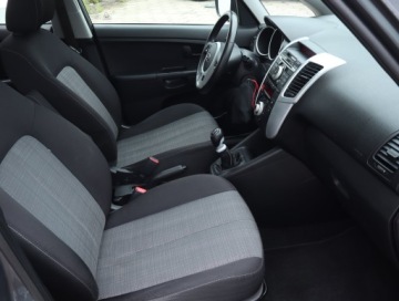 Kia Venga Mikrovan 1.4 DOHC CVVT 90KM 2011 Kia Venga 1.4 CVVT, Klima, Klimatronic, zdjęcie 8