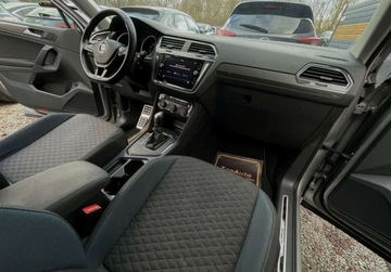 Volkswagen Tiguan II SUV 2.0 TDI 150KM 2019 Volkswagen Tiguan 2.0 TDI IQ.DRIVE 150KM DSG bezwypadkowy kamera, zdjęcie 14