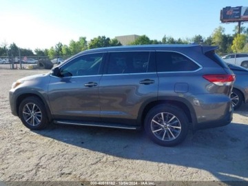Toyota Highlander II 2019 Toyota Highlander 2019r., XLE, od ubezpieczalni 3.5 Benzyna 295KM, zdjęcie 3
