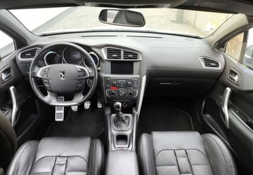DS 4 I Hatchback (Citroen) 2.0 HDi 163KM 2012 Citroen DS4 2.0 HDi SportChic 163KM, zdjęcie 17