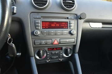 Audi A3 8P Hatchback 3d 1.6 102KM 2008 Audi A3 1.6MPi 102KM Manual 2008r. lift Climatroni, zdjęcie 8