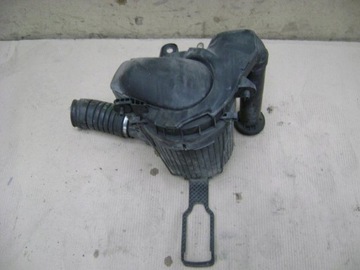 POUZDRO FILTRU VZDUCHU VW T4 2.4 DIESEL