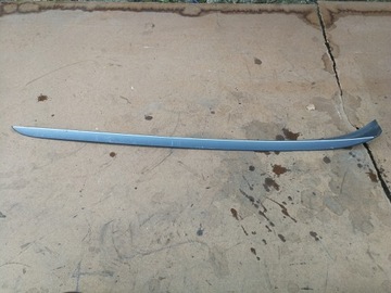 BMW E90 LISTWA SZYBY CZOŁOWEJ 7126940