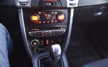 Renault Koleos I SUV 2.0 dCi 150KM 2009 Renault Koleos Renault Koleos 2.0 dCi FAP 4x4 Dynamique 2.0 Diesel 150KM, zdjęcie 12