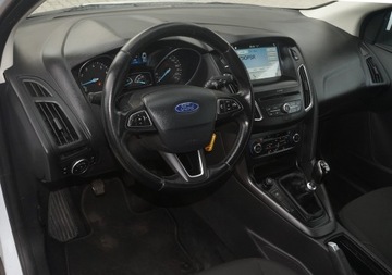 Ford Focus III Kombi Facelifting 1.0 EcoBoost 125KM 2018 FORD FOCUS IV KOMBI 1.0 125 KM / ZADBANY /, zdjęcie 27