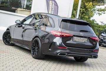 Mercedes Klasa C W206 Kombi 2.0 220d 200KM 2022 Mercedes C 220 AMG Night / 4Matic, zdjęcie 5