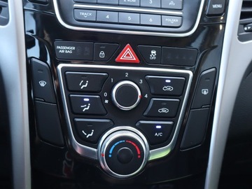 Hyundai i30 II Wagon 1.4 CRDi 90KM 2014 Hyundai i30 1.4 CRDi, Salon Polska, Klima, zdjęcie 12