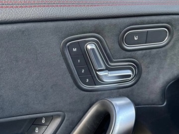 Mercedes CLA C118/X118 Shooting Brake Facelifting 2.0 250 224KM 2025 CLA 250 4-Matic AMG Line Shooting Brake 2.0 (224KM) 2025, zdjęcie 16