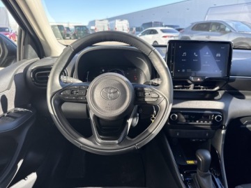 Toyota Yaris IV Hatchback 1.5 Hybrid Dynamic Force 116KM 2024 Toyota Yaris Hybrid 1.5 Style IV (2020-) Hybrid 1., zdjęcie 9