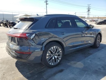 Audi Q8 2024 Audi Q8 e-tron Premium Plus 2024 Elektryczny 402KM, zdjęcie 3