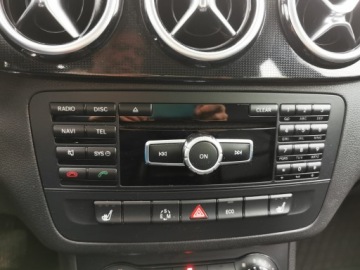 Mercedes Klasa B W246 Sports Tourer 200 BlueEFFICIENCY 156KM 2015 MERCEDES B200 Automat, CNG, W246 Sports Tourer 200 BlueEFFICIENCY 156KM, zdjęcie 13