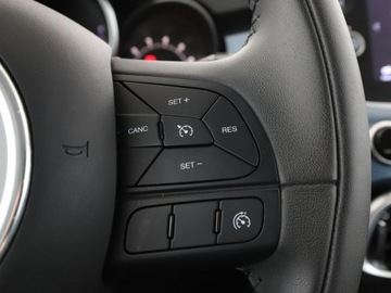 Fiat 500X Crossover 1.6 E-Torq 110KM 2018 Fiat 500x klima auto czujniki parkowania grzane, zdjęcie 27