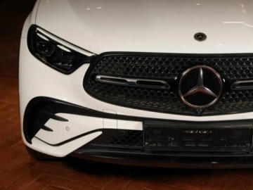 Mercedes GLC C254/X254 Coupe 2.0 220d 197KM 2025 MERCEDES-BENZ GLC 220 d 4-Matic AMG Line Suv 197KM 2025, zdjęcie 2