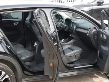 Volvo XC40 2020 Volvo XC40 T5 264 PS Inscription ACC Harman Hak Matrix Blis Webasto Keyless, zdjęcie 20