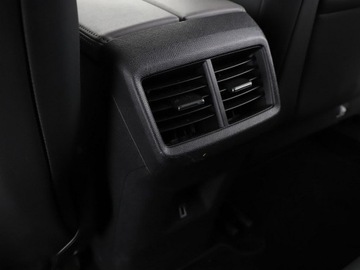 Citroen C5 Aircross SUV Plug-In 1.6 PureTech 225KM 2021 Citroen C5 Aircross FV23 1.6 Plug-in Hybrid, zdjęcie 39