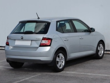 Skoda Fabia III Hatchback 1.2 TSI 90KM 2016 Skoda Fabia 1.2 TSI, Salon Polska, Serwis ASO, zdjęcie 4