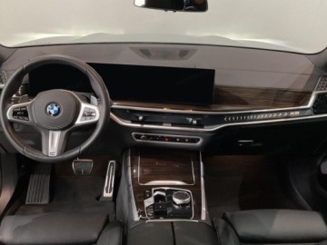 BMW X5 G05 SUV Facelifting 3.0 30d 298KM 2026 xDrive30d M Sport 3.0 (298 KM)| Nerki BMW 'Iconic Glow', zdjęcie 5