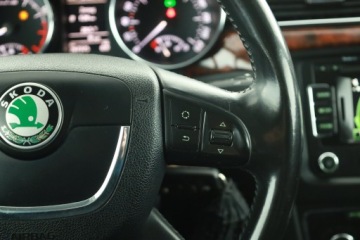 Skoda Superb II Sedan 3.6 FSI 4x4 260KM 2013 Skoda Superb 3.6 FSI V6, Salon Polska, 4X4, DSG, zdjęcie 16