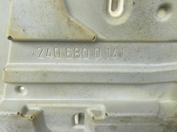 MERCEDES BENZ wykładzina podłoga floor 2406800141