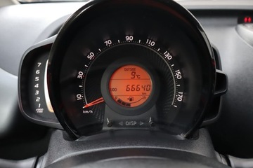 Toyota Aygo II Hatchback 3d Facelifting 1.0 VVT-i 72KM 2018 Toyota Aygo 1.0 VVT-i, Salon Polska, zdjęcie 10