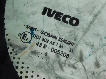 IVECO PACER 260 2005 ПЕРЕДНЕЕ ВЕТРОВОЕ СТЕКЛО