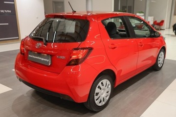 Toyota Yaris III Hatchback 5d Facelifting 1.0 VVT-i 69KM 2015 Toyota Yaris 1.0 Active EU6 Benzyna 69KM, zdjęcie 30