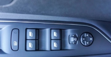 Peugeot 3008 II Plug-In Hybrid Facelifting 1.6 HYBRID 225KM 2023 Peugeot 3008 Peugeot 3008 Allure Pack PHEV 225km 1.6 Hybryda Plug-in 225KM, zdjęcie 24