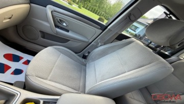 Renault Laguna III Grandtour 2.0 dCi 150KM 2009 Renault Laguna 2.0dci 2x panorama bi xenon pol skora el.podg.fotele zadban, zdjęcie 25