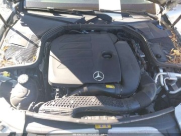 Mercedes Klasa C W206 2021 Mercedes-Benz Klasa C MERCEDES-BENZ C 2.0 Benzyna 255KM, zdjęcie 11