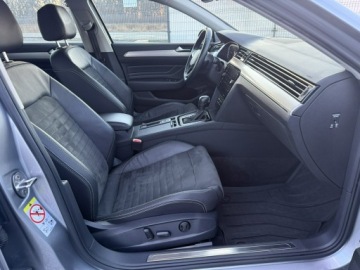Volkswagen Passat B8 Variant Facelifting 2.0 TDI SCR 150KM 2023 Volkswagen Passat Variant 2.0 TDI 150KM 2023 DSG7, zdjęcie 17