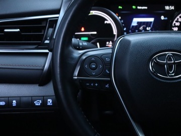 Toyota Camry IX Sedan 2.5 Hybrid Dynamic Force 218KM 2019 Toyota Camry 2.5 Hybrid, Salon Polska, zdjęcie 18