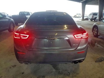 Maserati Ghibli III 2016 Maserati Ghibli S 2016 3.0 Benzyna 345KM, zdjęcie 2